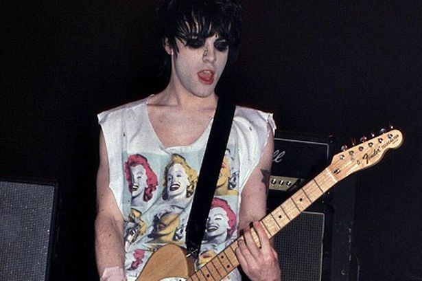 richey-edwards-was-interviewed-by-david-owens-in-1992-image-1-274491287